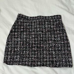 Chic Tweed Mini Skirt